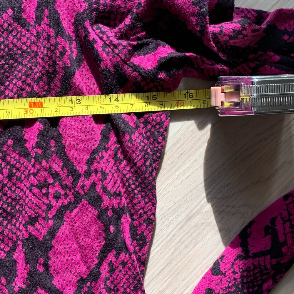 Express Snakeskin Print Long Sleeve Cotton Top -MED Pink/Black Colorful Casual - Picture 7 of 10